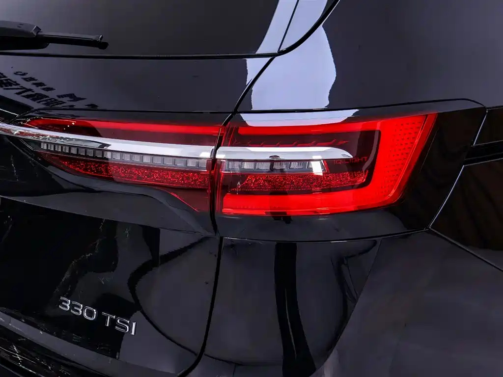 VOLKSWAGEN VILORAN 2024