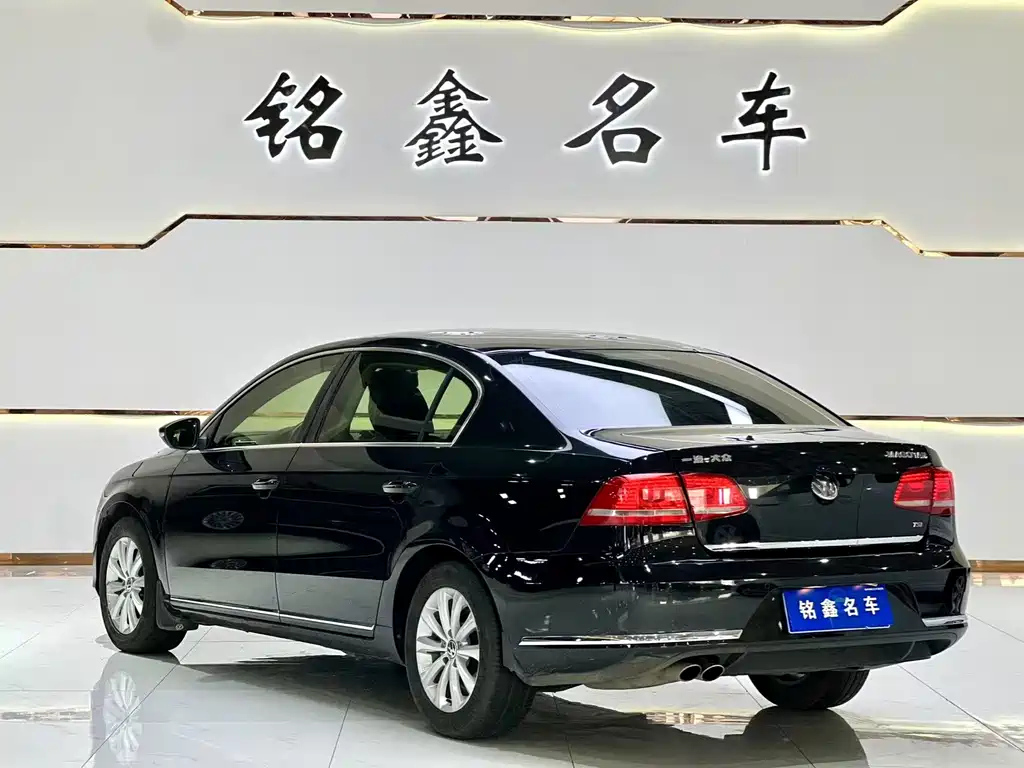 VOLKSWAGEN MAGOTAN 2015