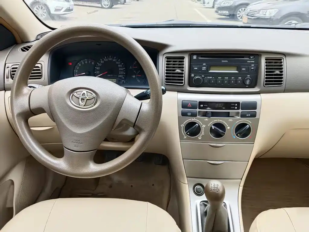 TOYOTA COROLLA 2011