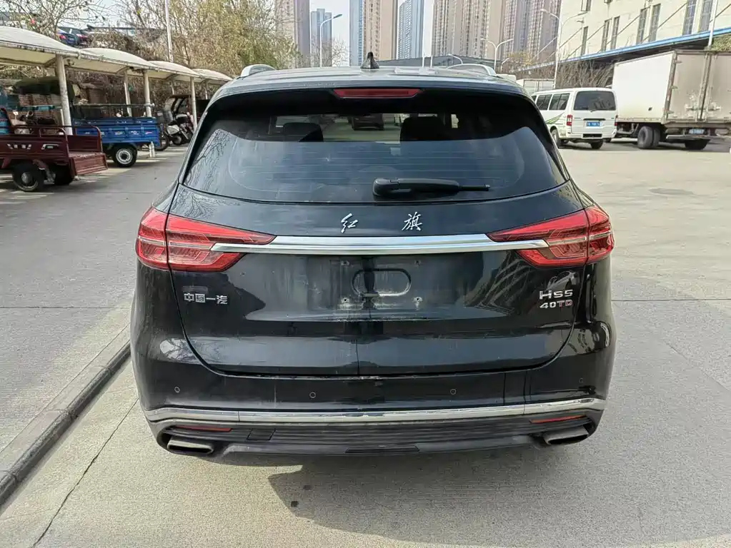 HONGQI HS5 2022