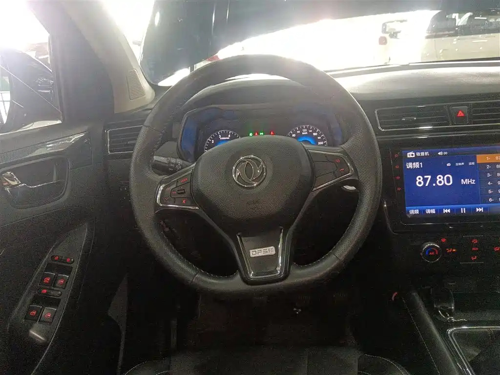 DONGFENG SCENERY 580 2018