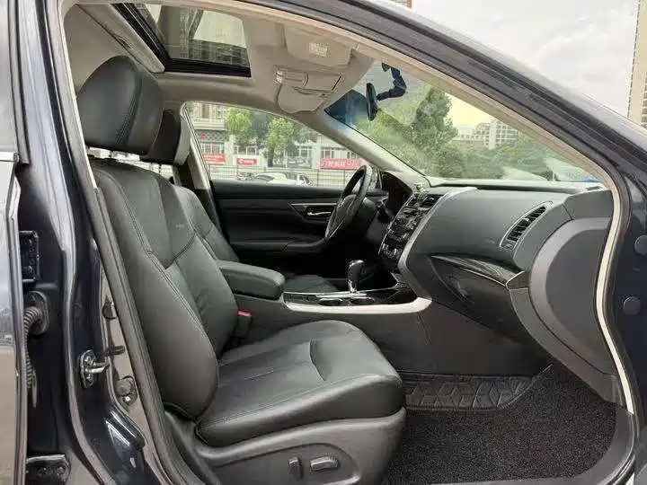 NISSAN TEANA 2014