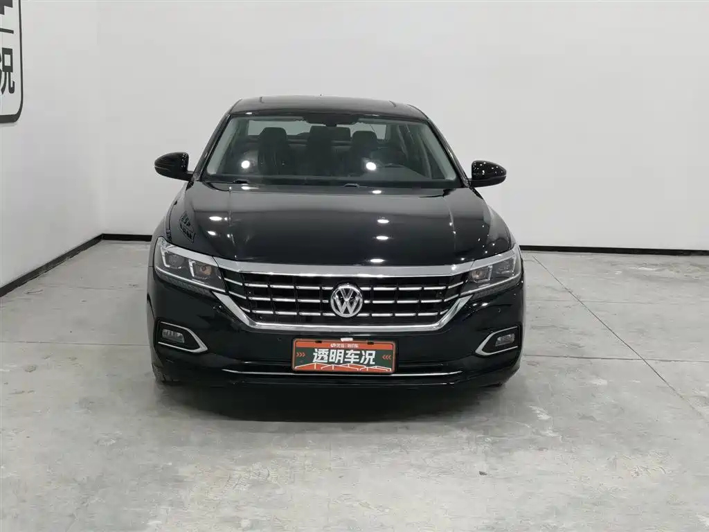 VOLKSWAGEN PASSAT 2019
