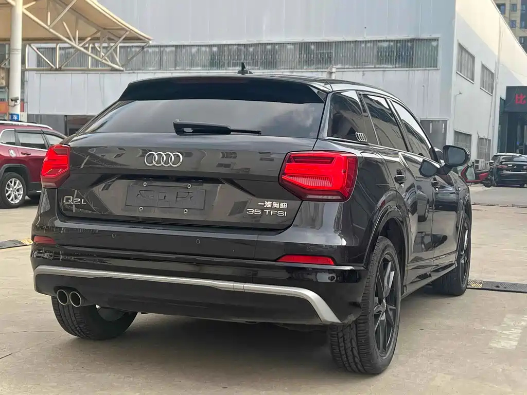 AUDI Q2L 2020