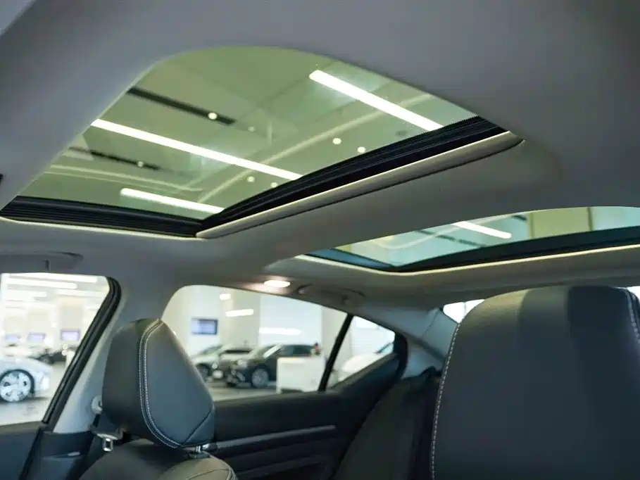 NISSAN TEANA 2024