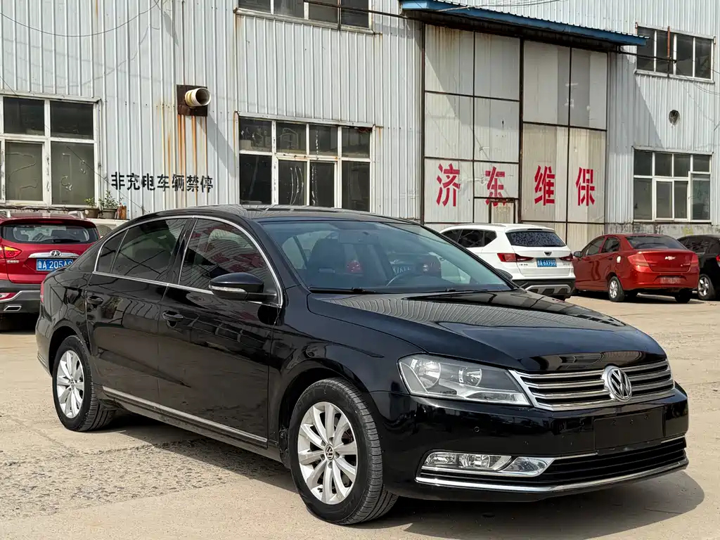 VOLKSWAGEN MAGOTAN 2016