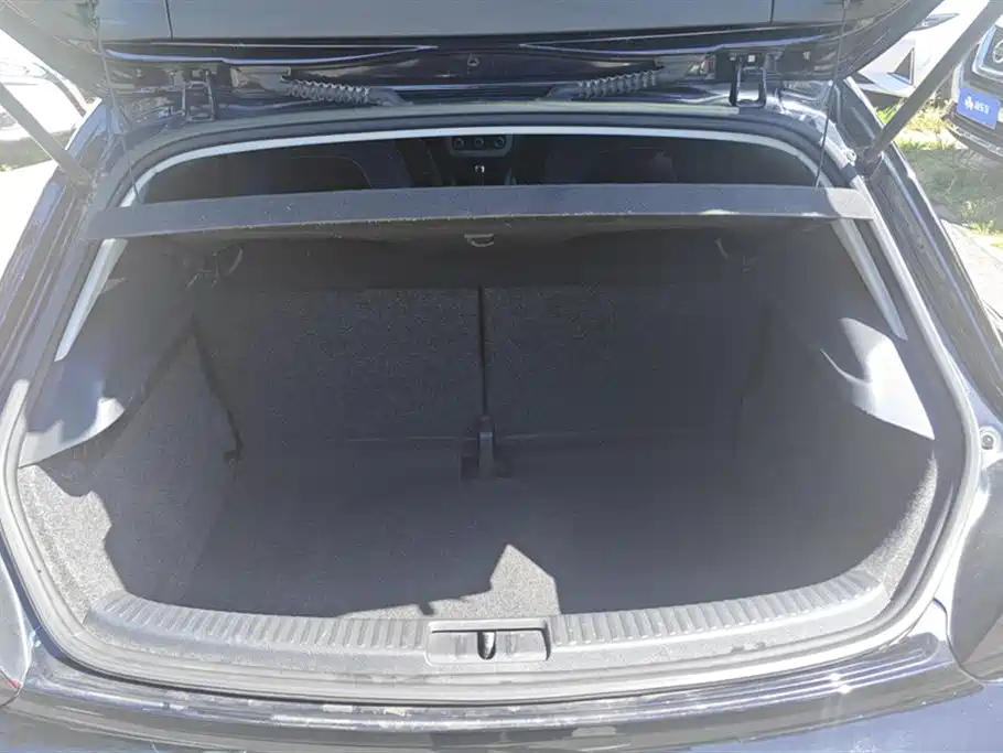 VOLKSWAGEN SCIROCCO 2014