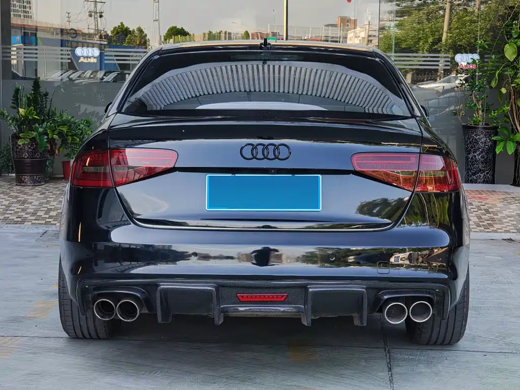 AUDI A4L 2016