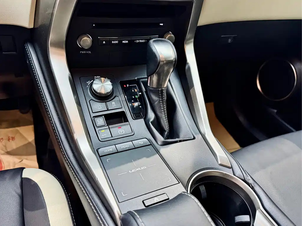LEXUS NX 2017
