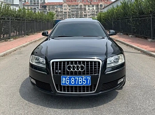 AUDI A8 2010