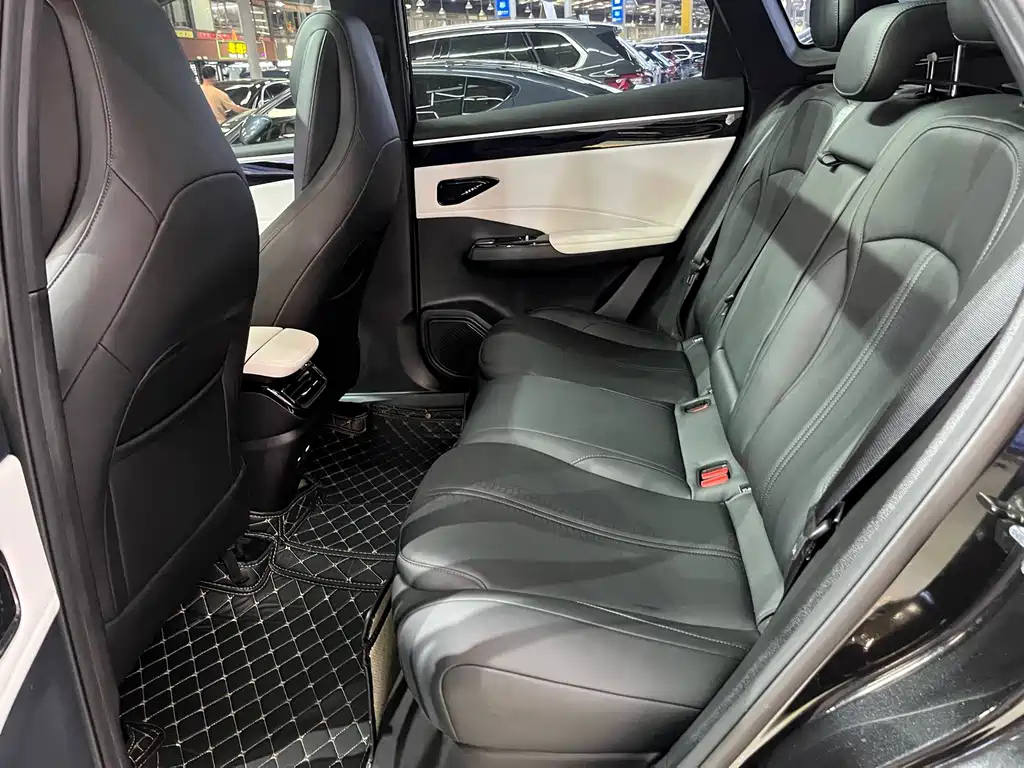 GEELY GALAXY GALAXY L7 2023