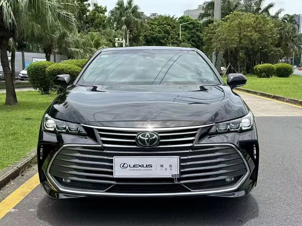 TOYOTA AVALON 2022