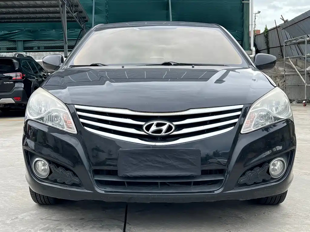 HYUNDAI CELESTA 2015