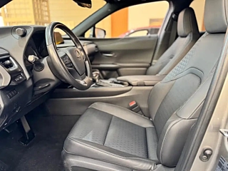 LEXUS UX  2020