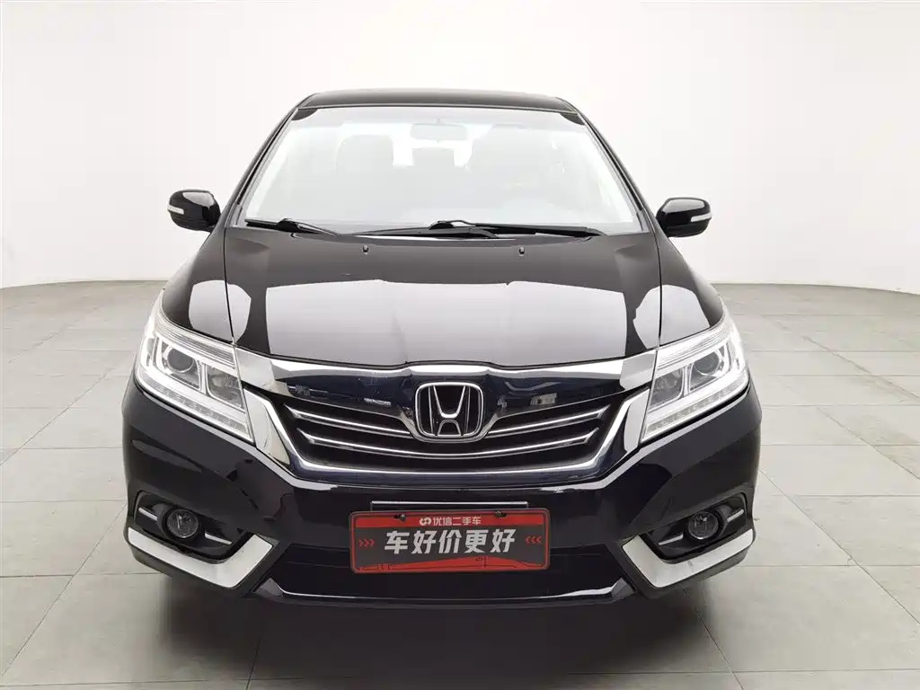 HONDA CRIDER 2015