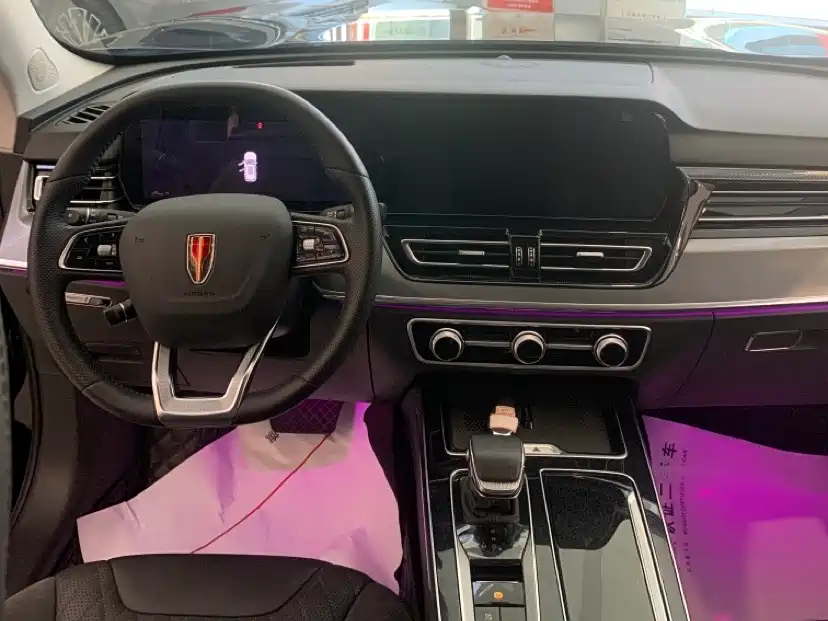 HONGQI HS5 2023