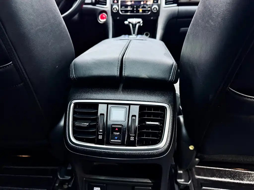 HONDA AVANCIER 2017