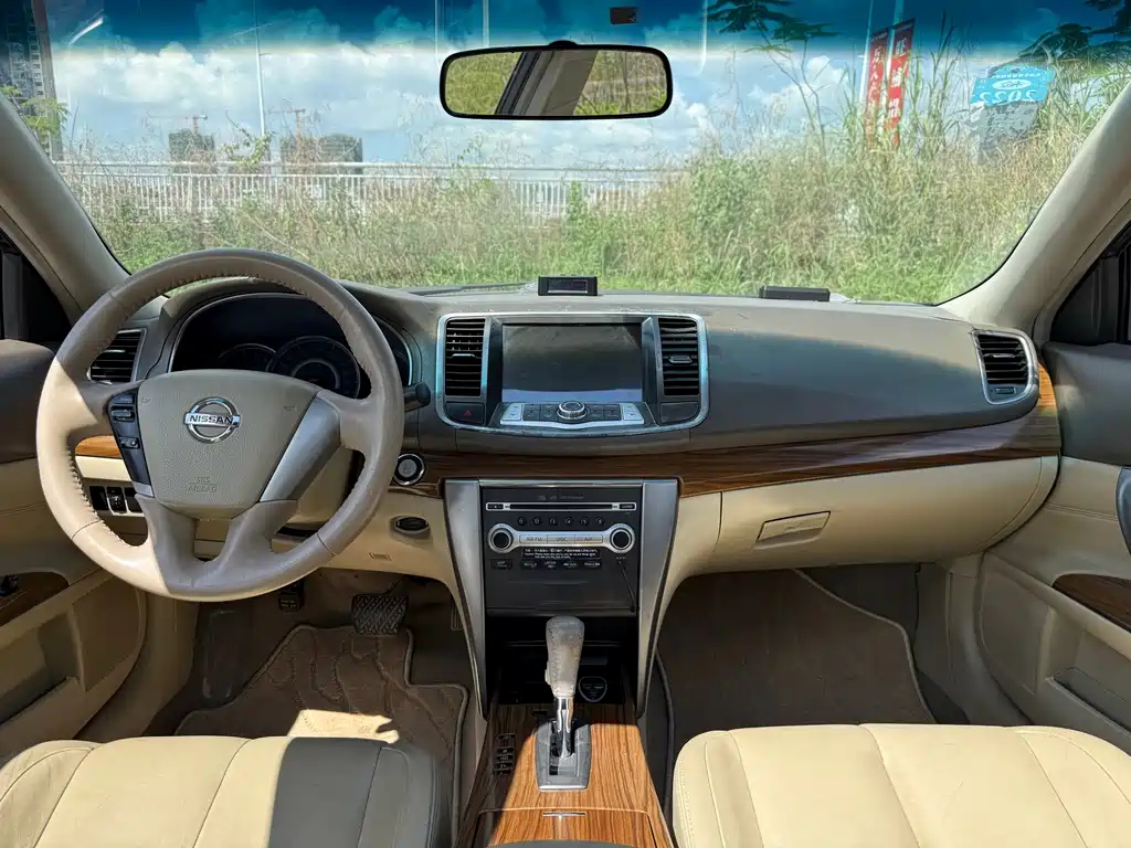 NISSAN TEANA 2012