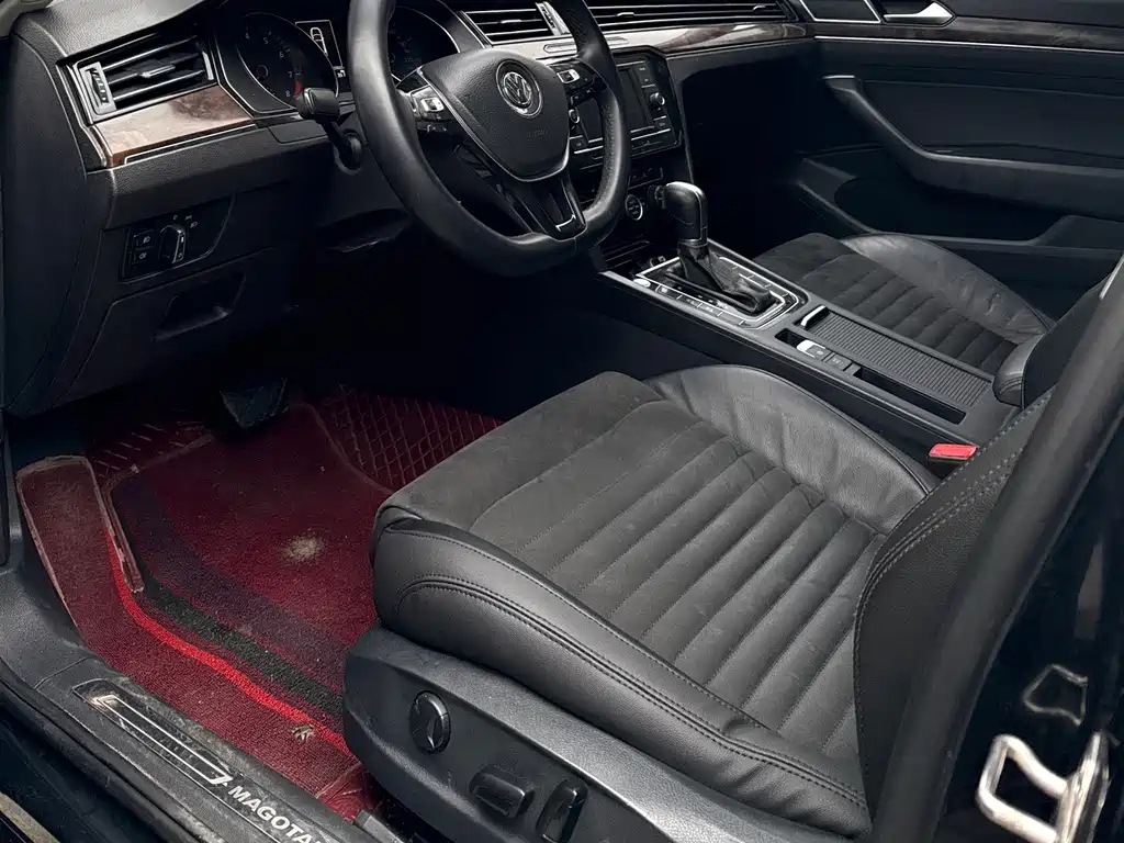 VOLKSWAGEN MAGOTAN 2017