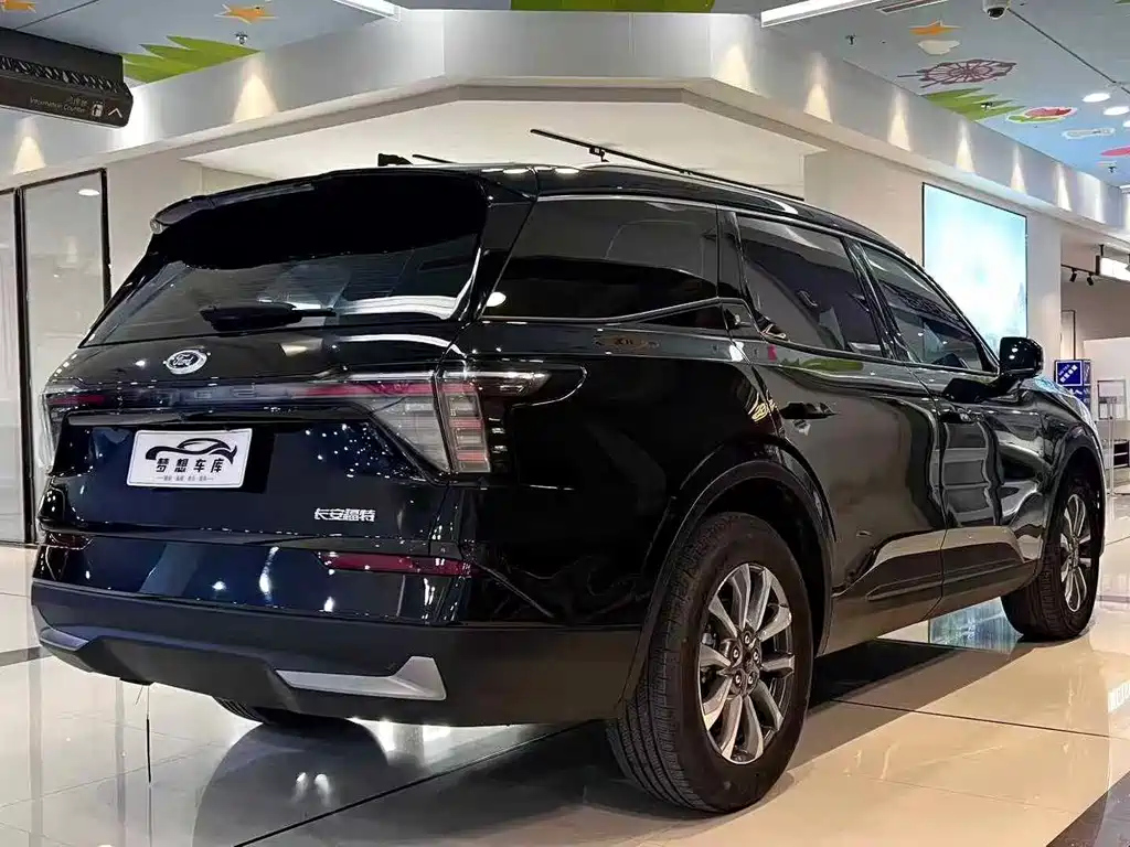FORD EDGE 2025