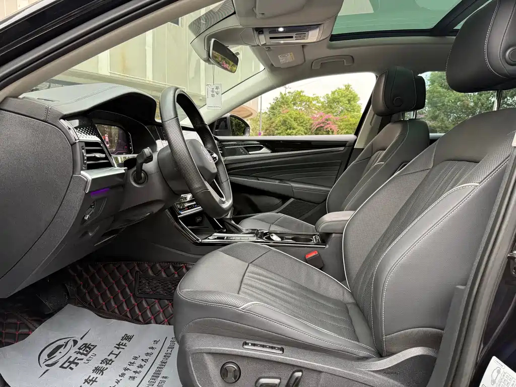 VOLKSWAGEN PASSAT 2021