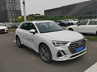 AUDI Q3  2024 YEAR 40 TFSI FASHION DYNAMIC 2024