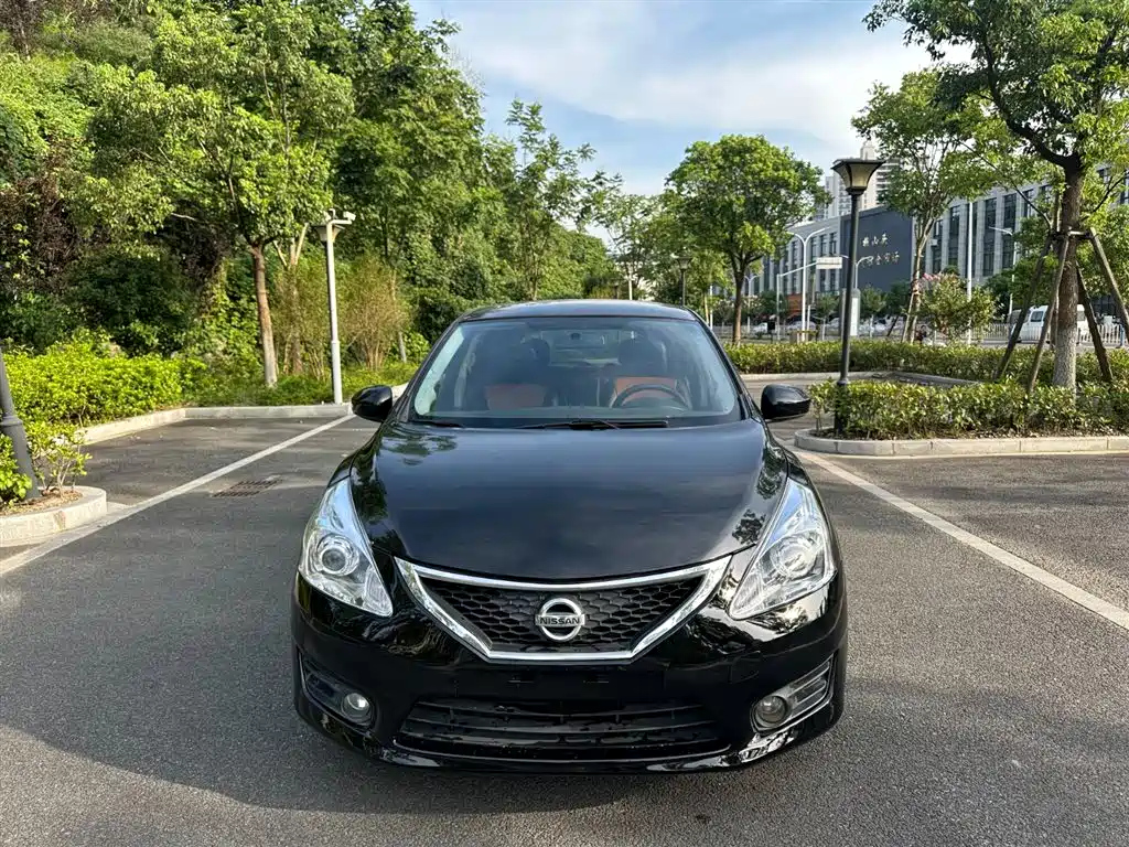 NISSAN TIIDA TIIDA 2014