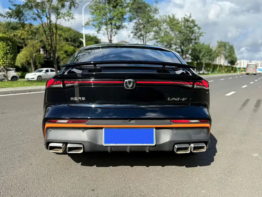CHANGAN UNI-V 2024