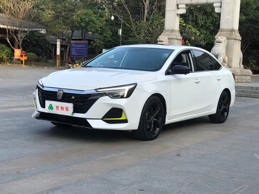 ROEWE I6 MAX NEW ENERGY 2021