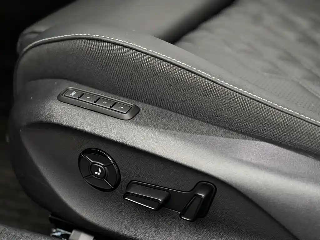 VOLKSWAGEN MAGOTAN 2025