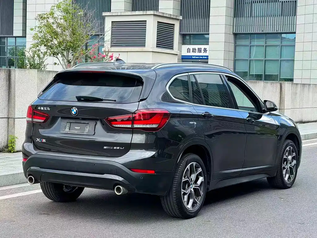 BMW X1 2021