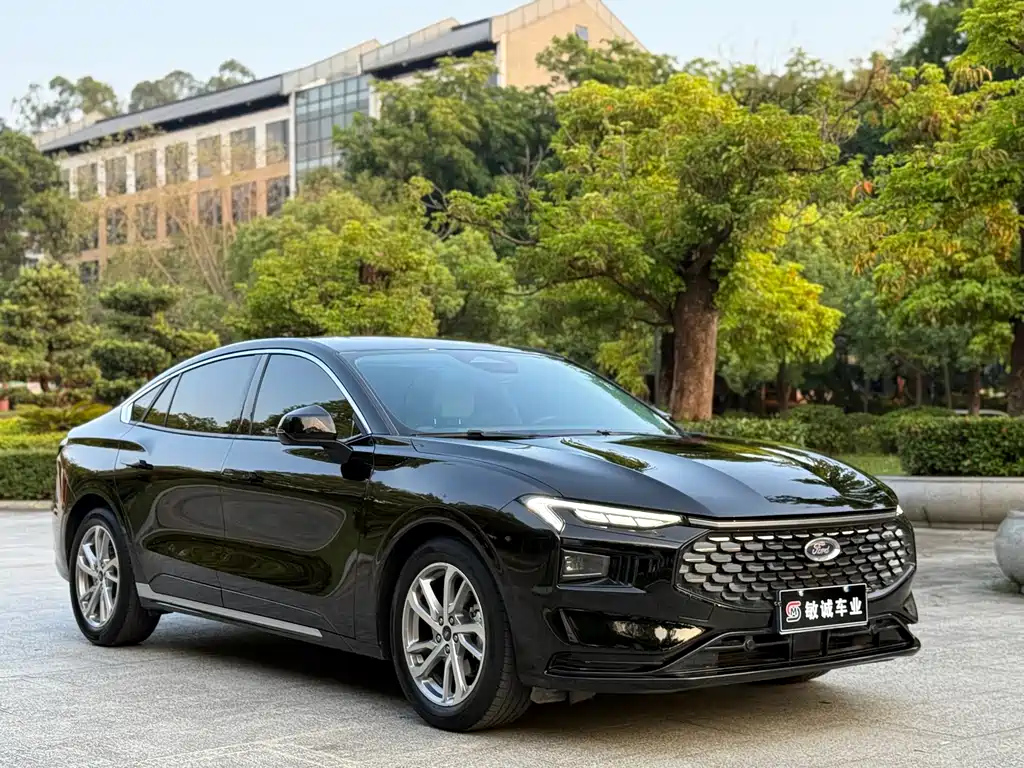 FORD MONDEO 2022