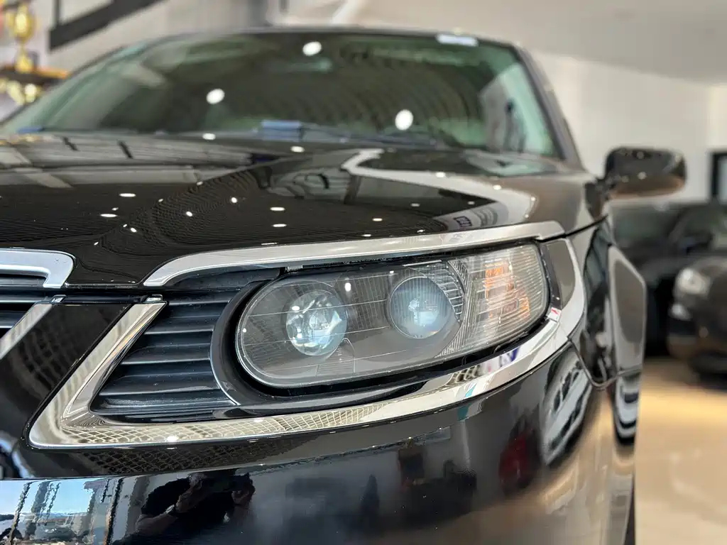 SAAB 9-5 2009