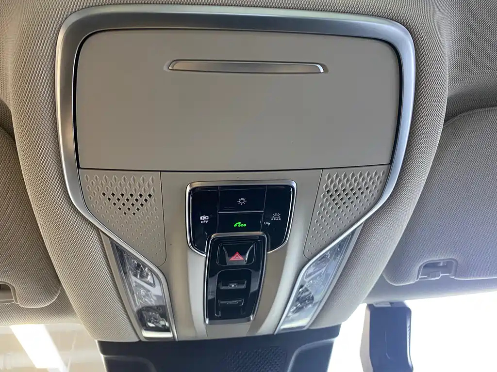 HONGQI HS3 PHEV 2024