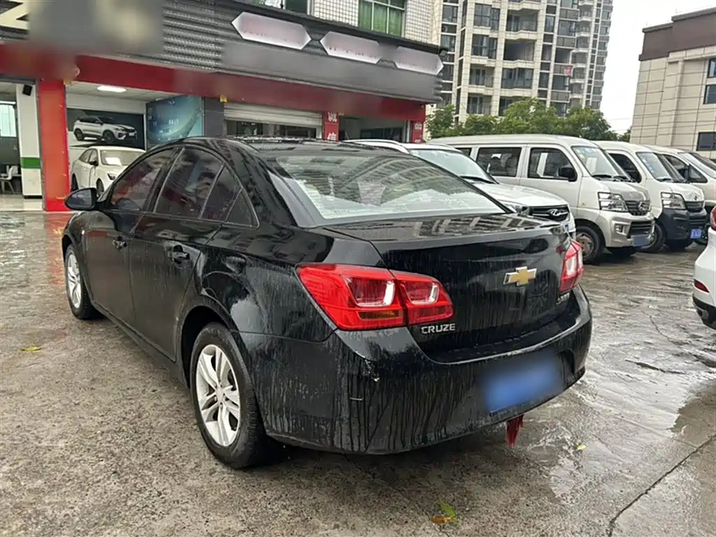 CHEVROLET CRUZE 2015