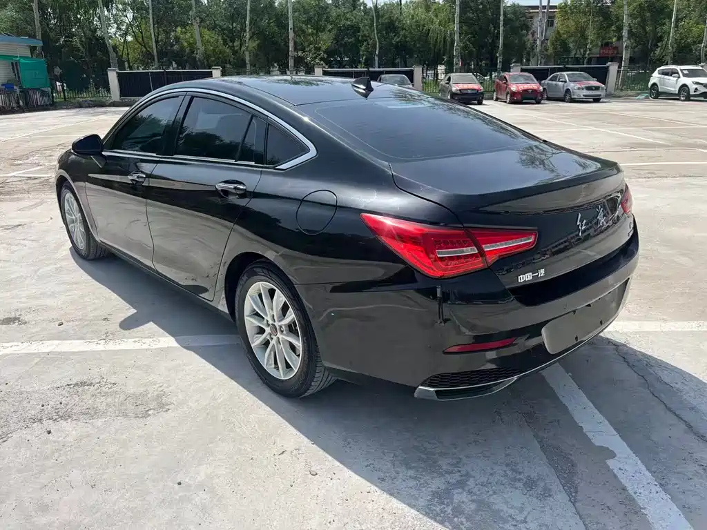 HONGQI H5 2019