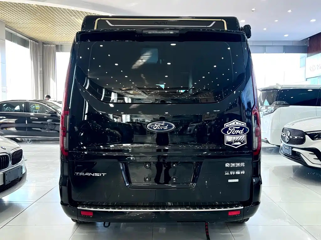 FORD TRANSIT 2025
