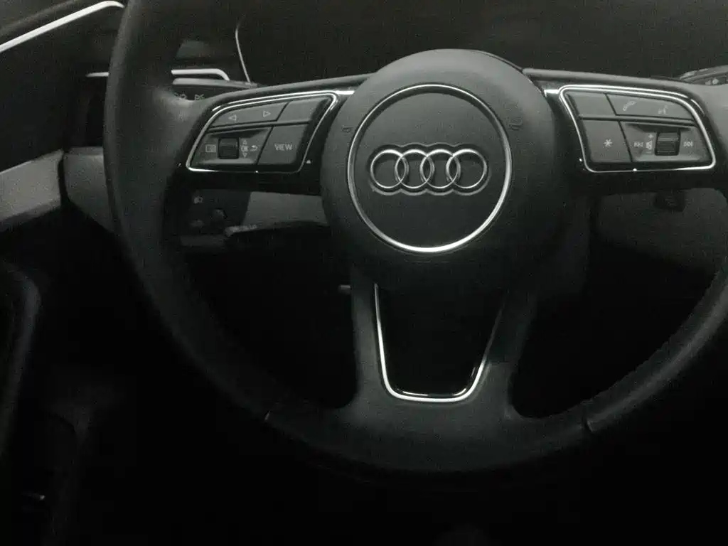 AUDI A4 IMPORT 2021