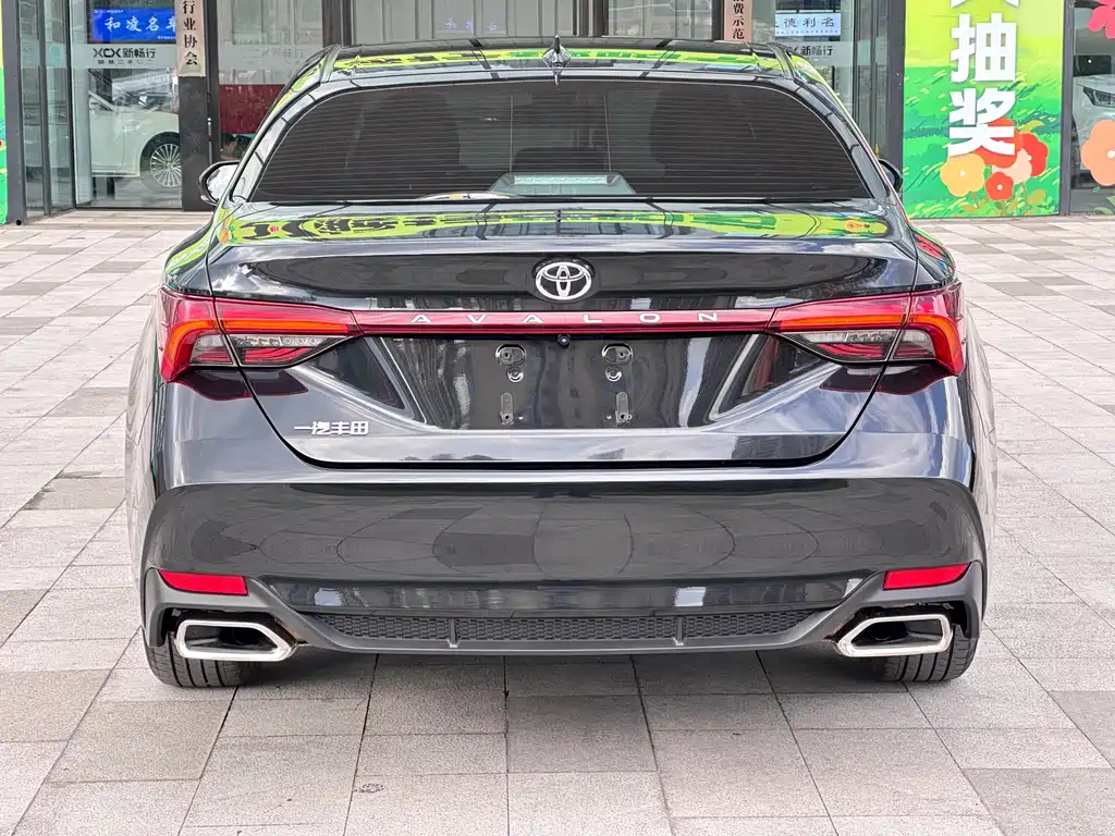 TOYOTA AVALON 2022