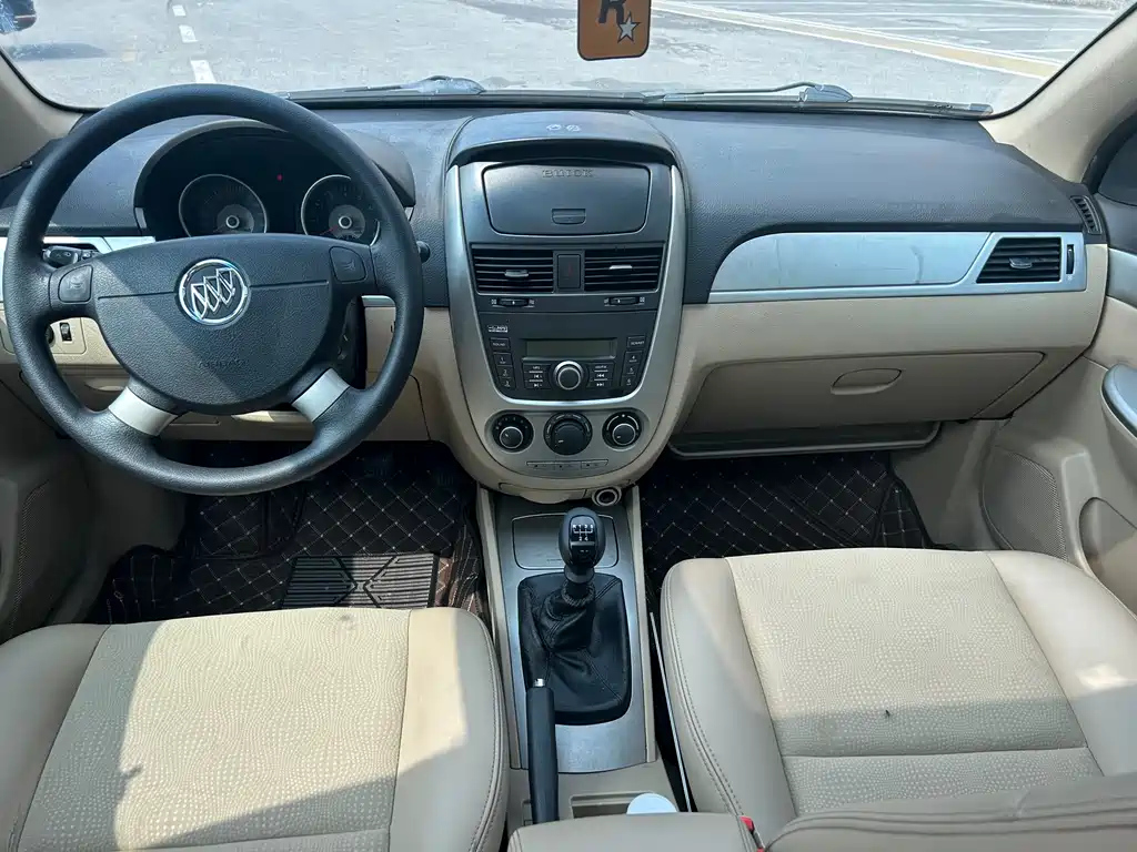 BUICK EXCELLE 2013