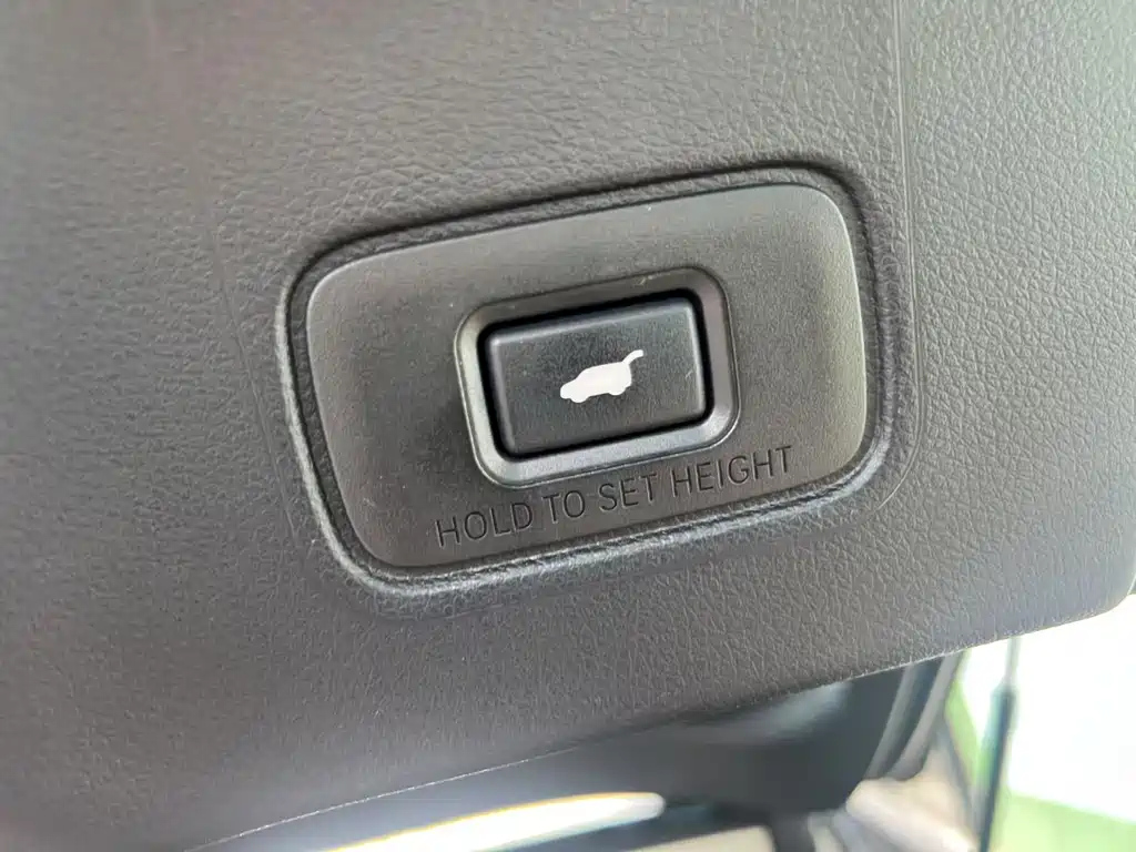 HONDA AVANCIER 2023