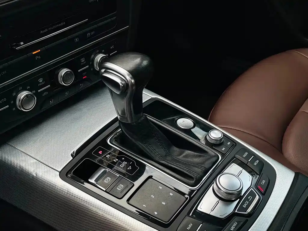 AUDI A6L 2014