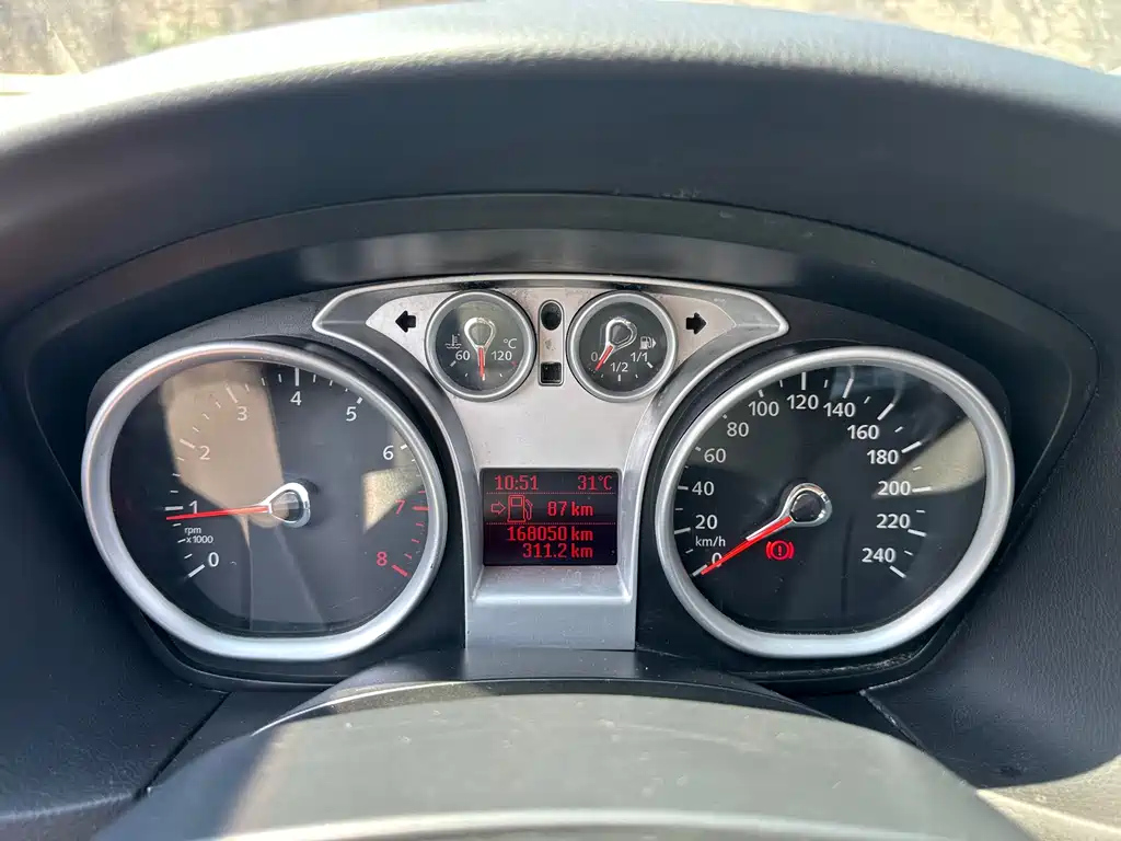 FORD FOCUS 2012