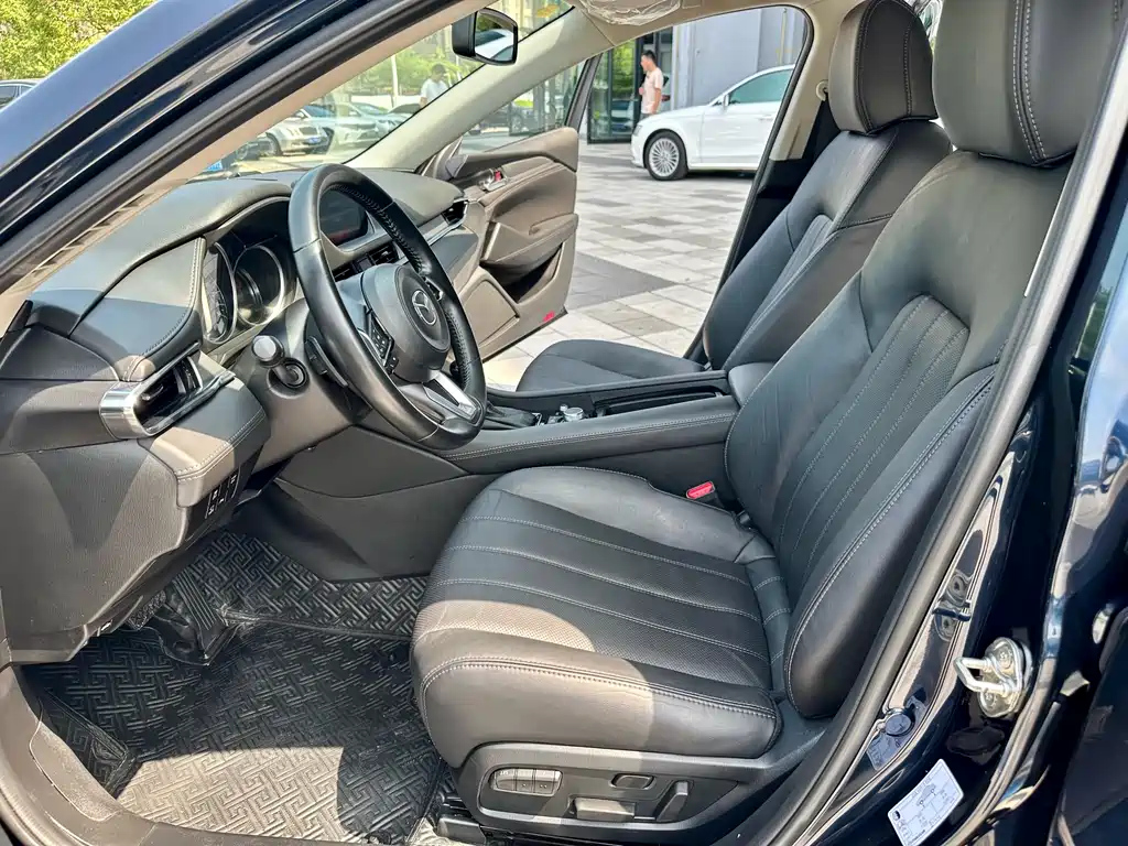 MAZDA ATENZA 2021