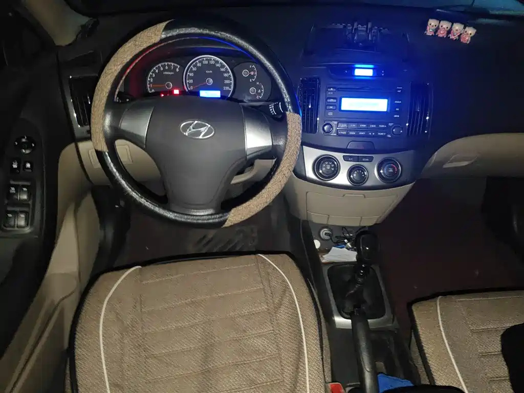 HYUNDAI CELESTA 2011