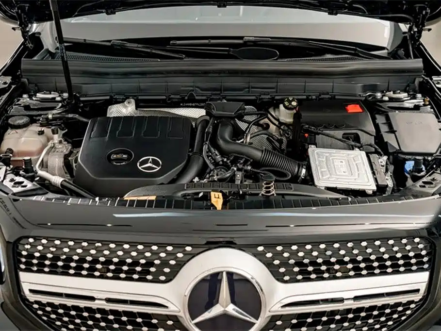 MERCEDES BENZ GLB 2023