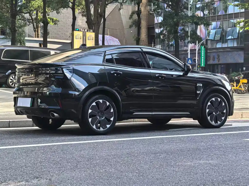 LYNK&CO 05 NEW ENERGY 2022