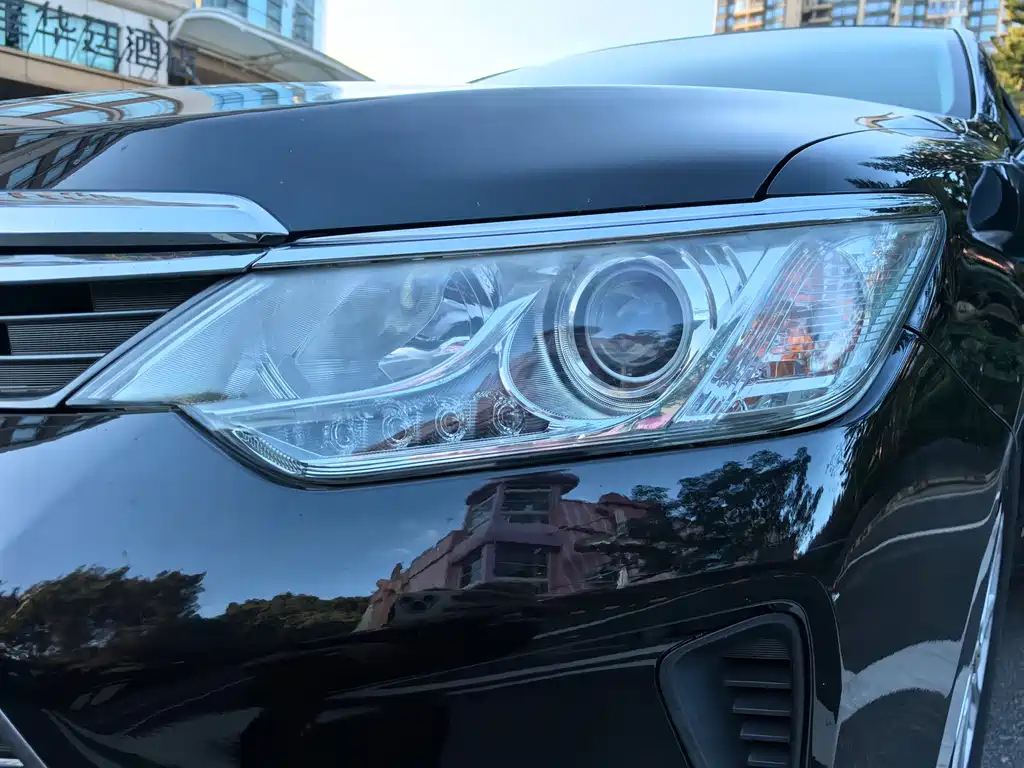 TOYOTA CAMRY 2016
