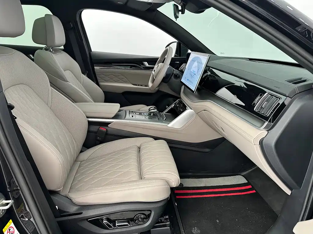 BYD TANG NEW ENERGY 2025