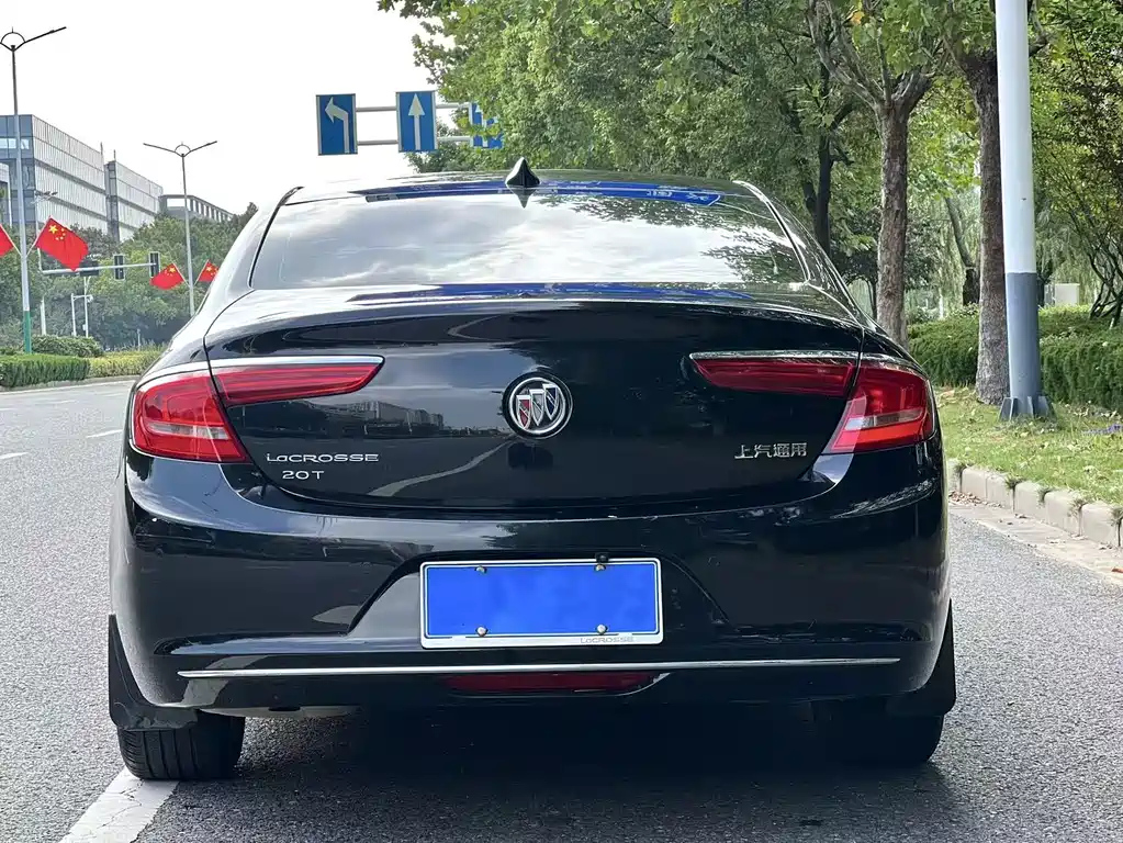BUICK LACROSSE 2016